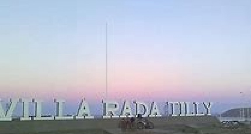 Estaba borracho, se tomó un remis hasta Rada Tilly y no quiso pagar los $2 mil del viaje