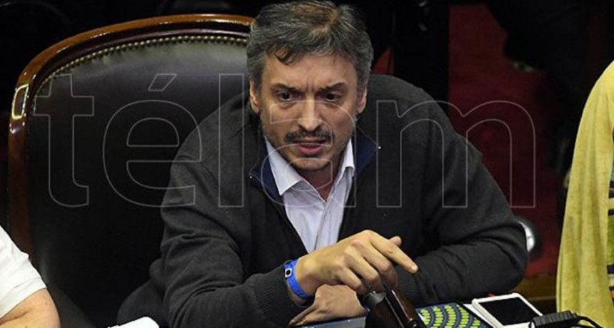 Máximo Kirchner renunció a la presidencia del bloque del FdT