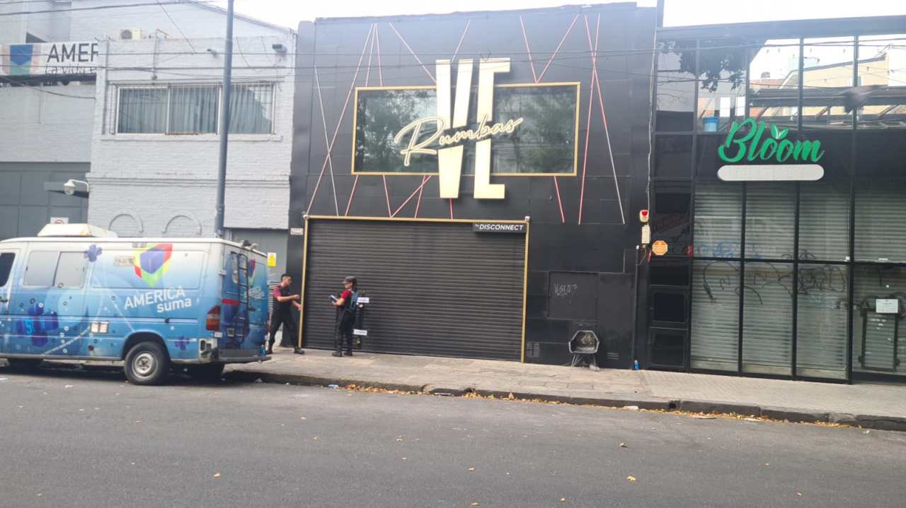 Asesinan a un joven de un disparo por la espalda en la puerta de un boliche en el barrio de Palermo