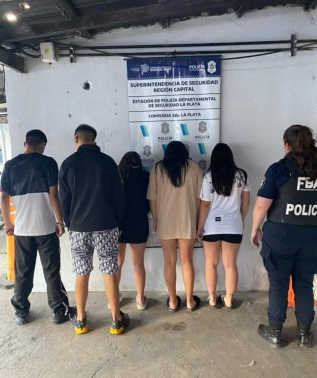 BUENOS CHICOS