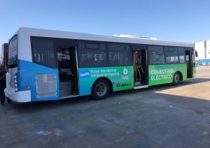 Un bus eléctrico con chasis de fabricación local comenzará a circular por el AMBA en pocos meses