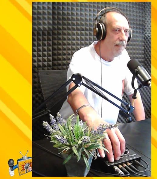 Corremos riesgo de desaparecer.Yo te ayudé ahora te toca a vos.