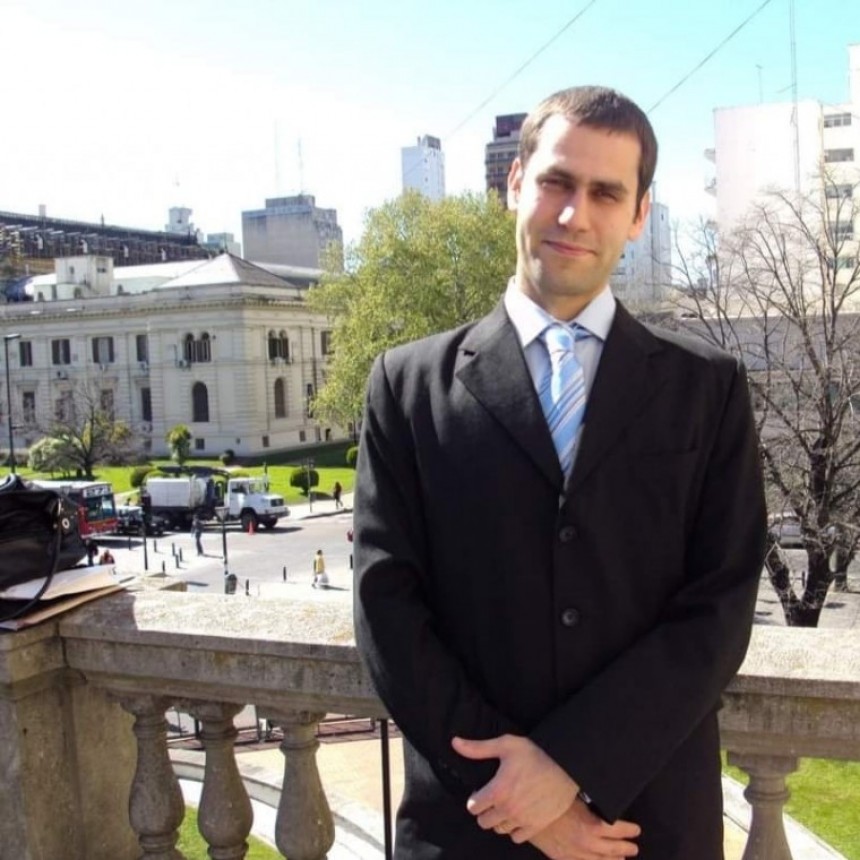 UN FUNCIONARIO MUNICIPAL LE ESTARÍA PERJUDICANDO LA GESTIÓN A JULIO GARRO EN LA PLATA