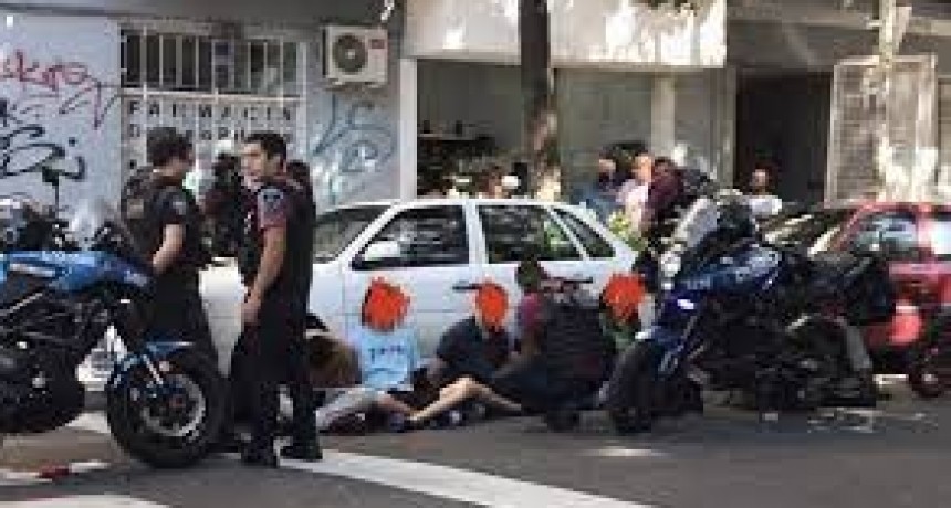 Los seis acusados de la violación grupal en Palermo se negaron a declarar y siguen detenidos