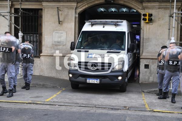Corazza y los otros tres detenidos por corrupción de menores fueron trasladados a unidades del SPF