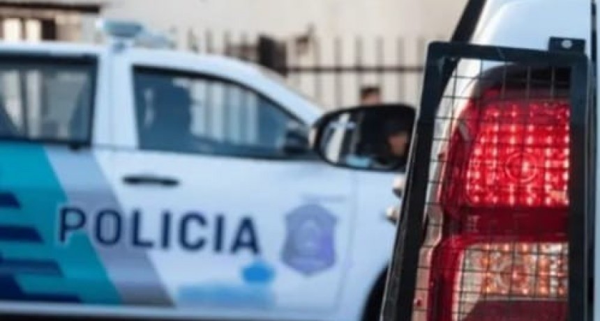 Hallan el cadáver de un joven quemado y con las manos atadas en Merlo