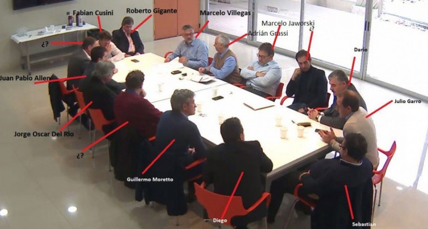 La querella pide procesar a los reunidos en el Bapro e indagar a Macri y Vidal