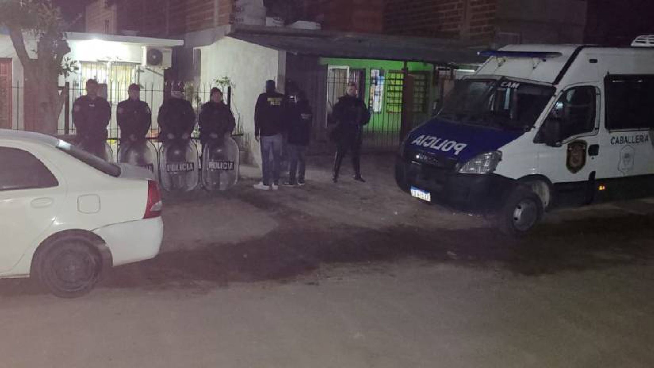 Villa Gesell: Detuvieron a la banda del peruano
