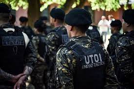 Efectivos policiales detenidos por una falsa denuncia.
