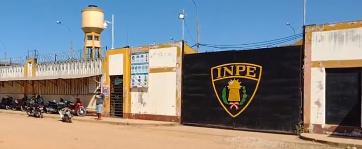 NEGOCIOS TURBIOS TRAS LOS MUROS DEL I.N.PE EN C.A.B.A.