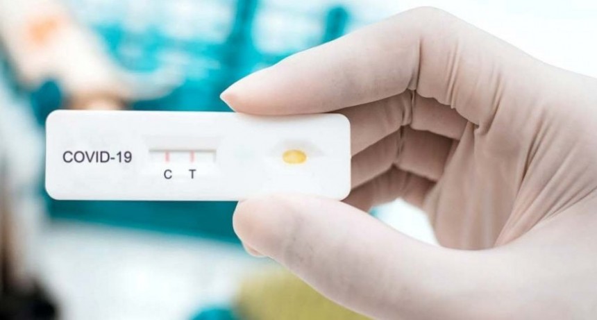 Prohíben a las farmacias bonaerenses vender las pruebas rápidas para detectar COVID-19