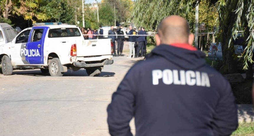 femicidio y travesticidio en Los Hornos: policía mató a su mujer y una mujer trans a balazos
