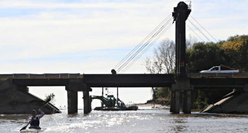 DRAGADO DE LA CANALETA: AVANZA LA OBRA EN ENSENADA