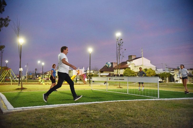 La Plata: Tras finalizar la nueva cancha de fútbol tenis, avanzamos con la obra integral sobre Circunvalación