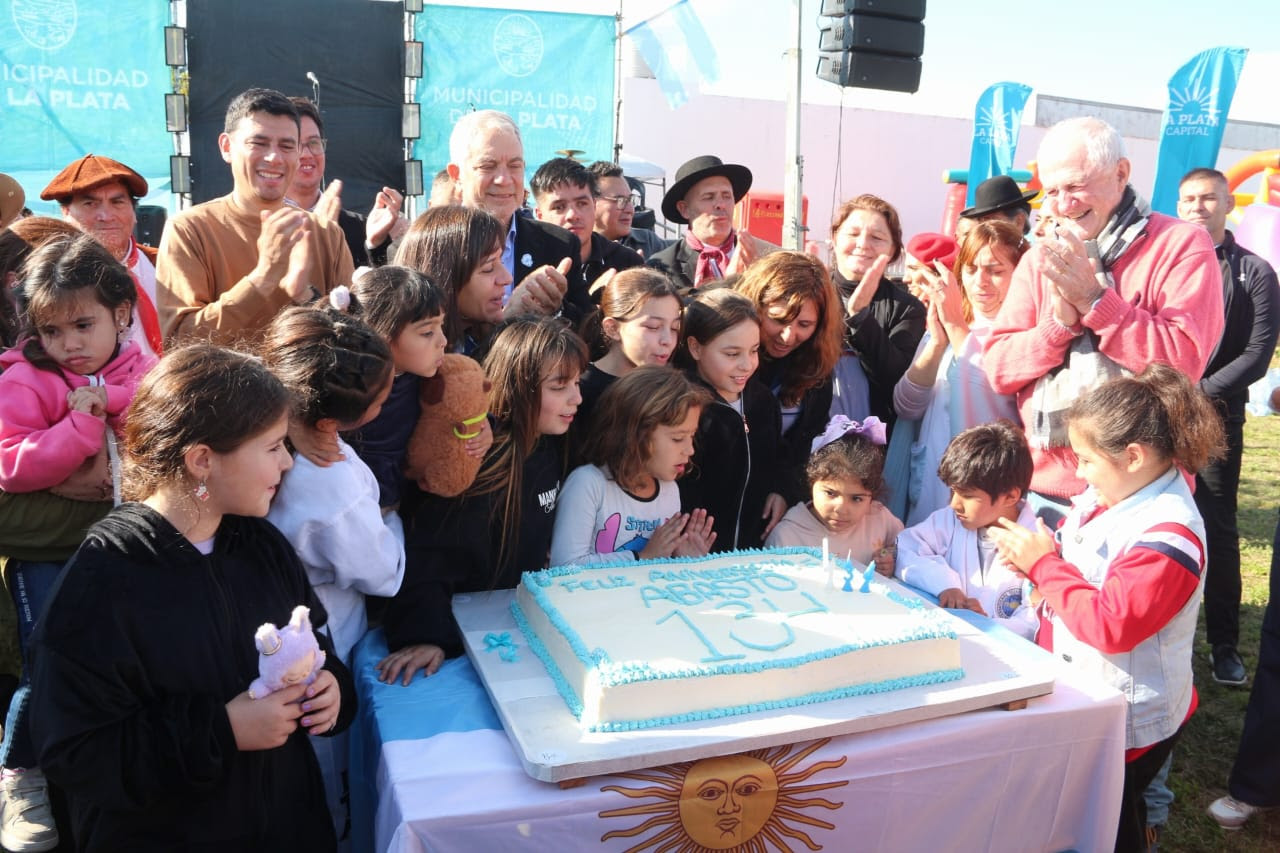 Alak participó de los festejos por el 134° aniversario de Abasto y destacó nuevas obras para la localidad