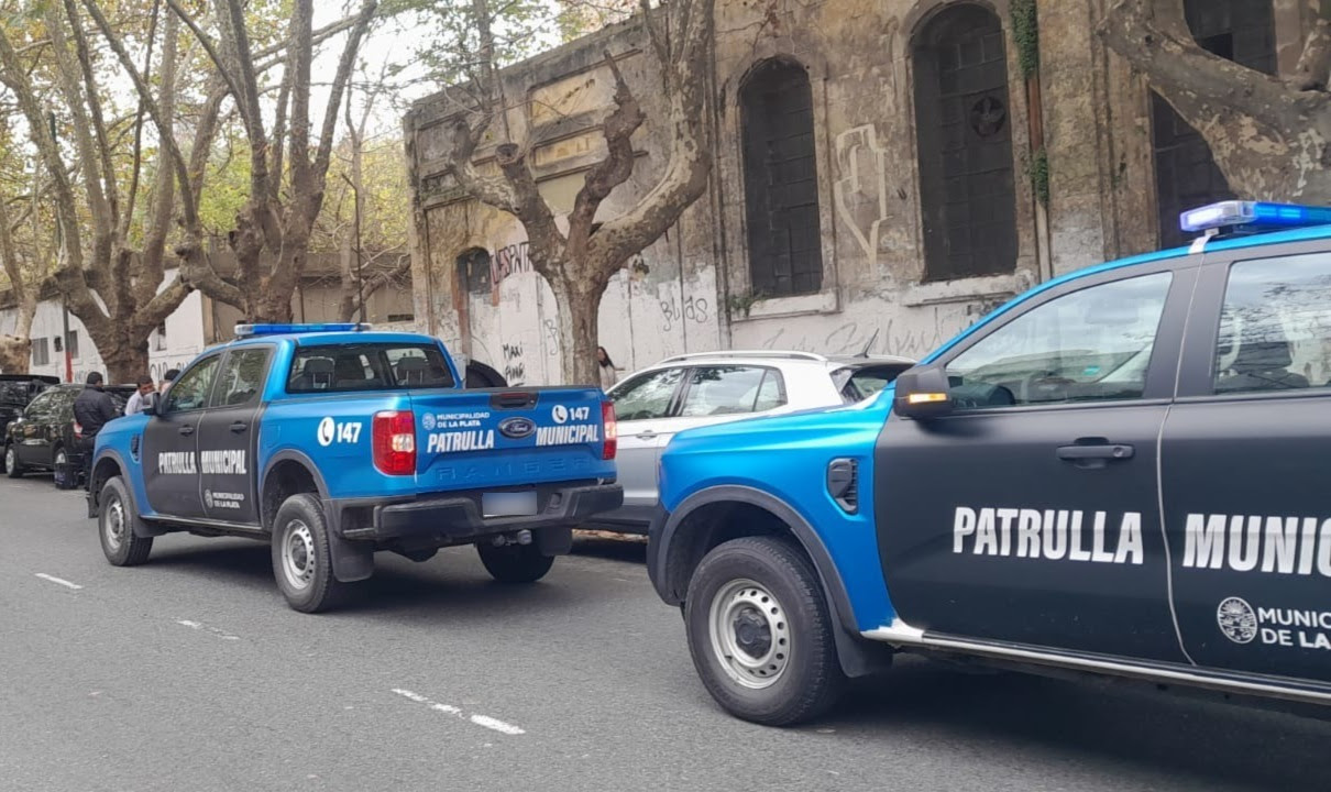 Amplio operativo municipal contra “trapitos”: labran contravenciones en el centro platense 