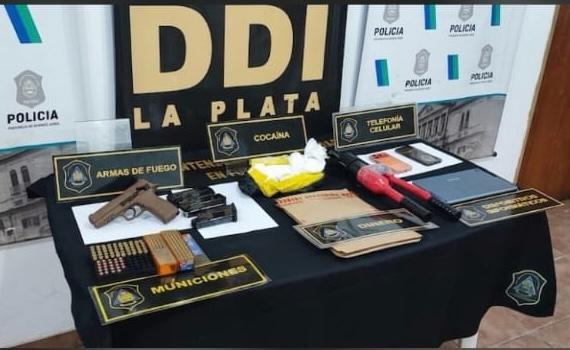 ENTRADERA, DROGA, ARMAS Y D&Oacute;LARES: CAY&Oacute; EN QUILMES UN ACUSADO POR ROBOS EN LA PLATA