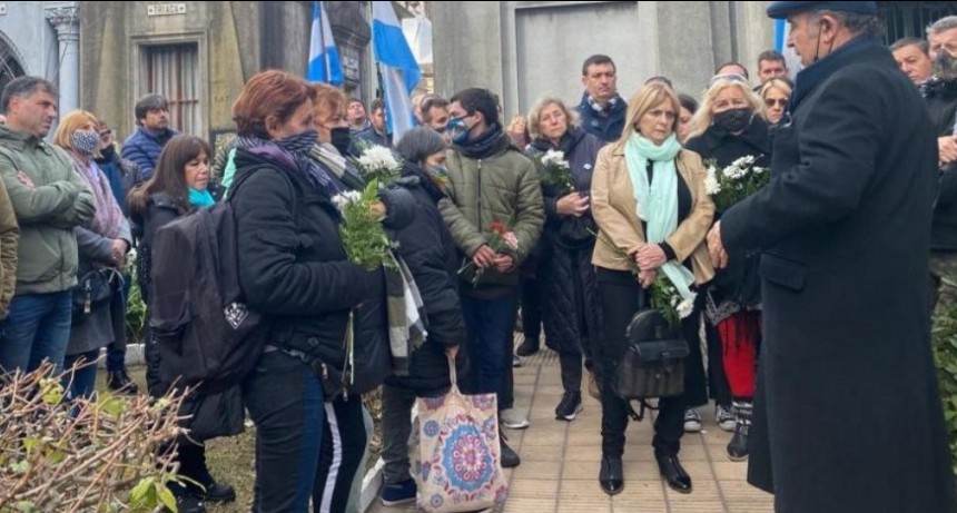 Cementerio de La Plata: acto para recordar a los mártires del levantamiento del 9 de junio de 1956