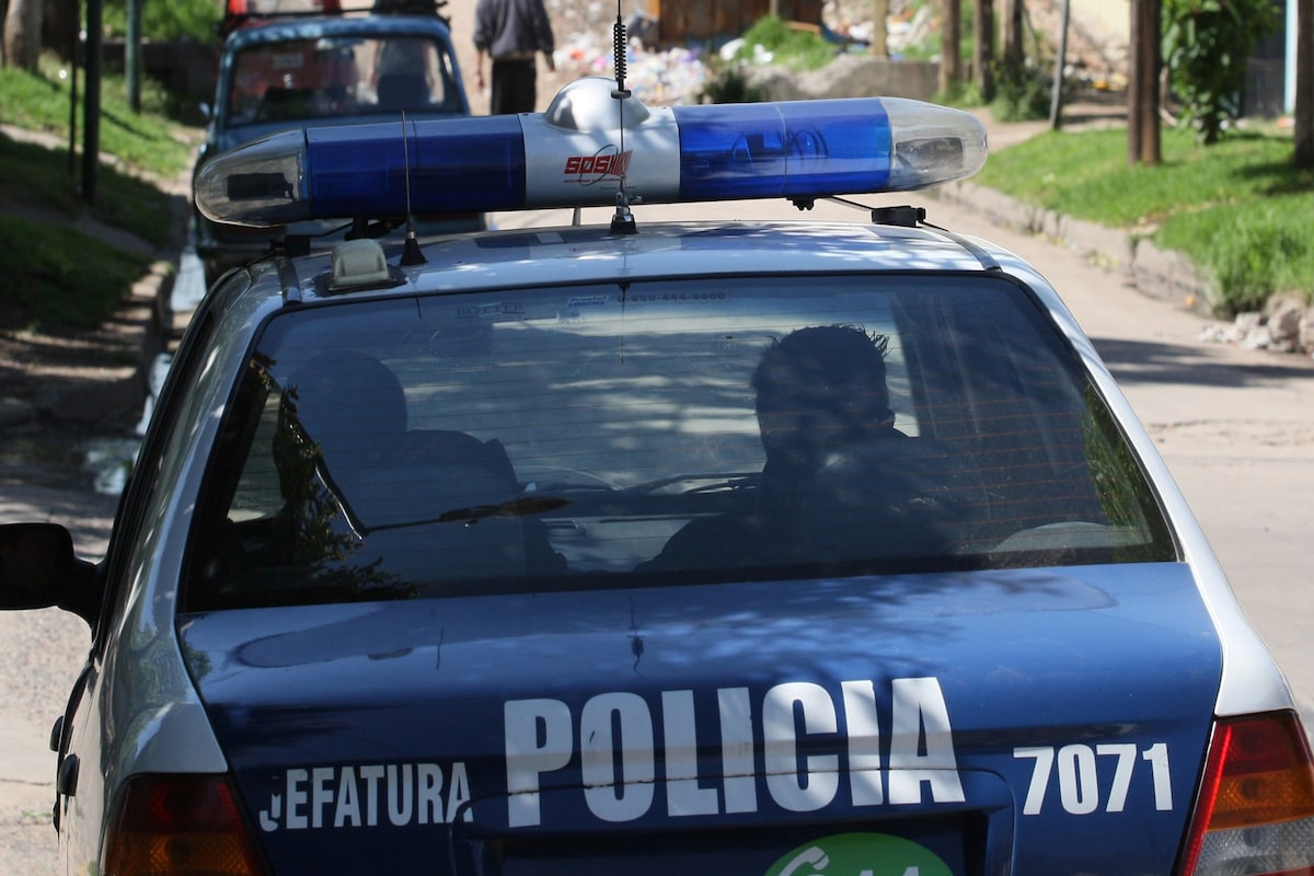 Muere un joven baleado tras un asalto a policías al intentar engañarlos con la venta de un vehículo