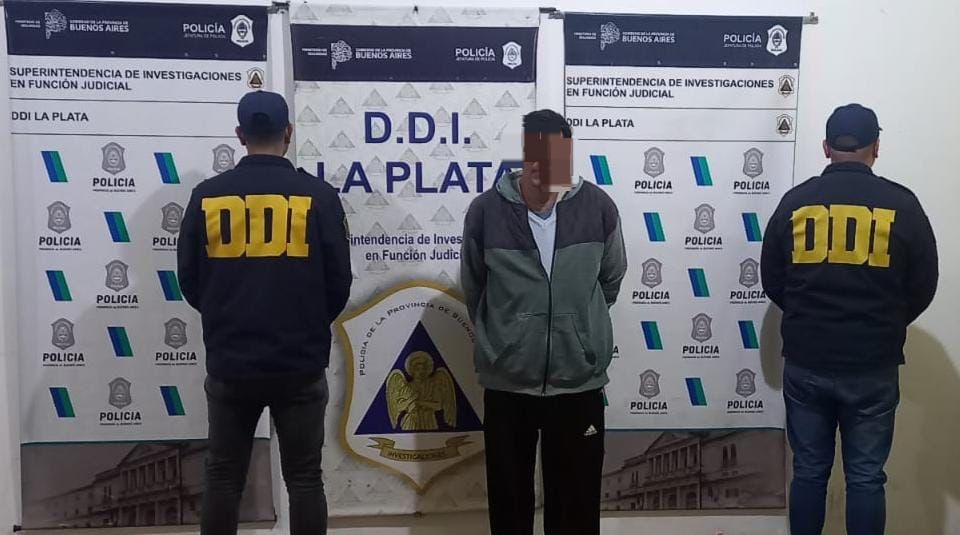 Intento de femicidio en Abasto: le puso una bolsa en la cabeza y la golpeó con una botella