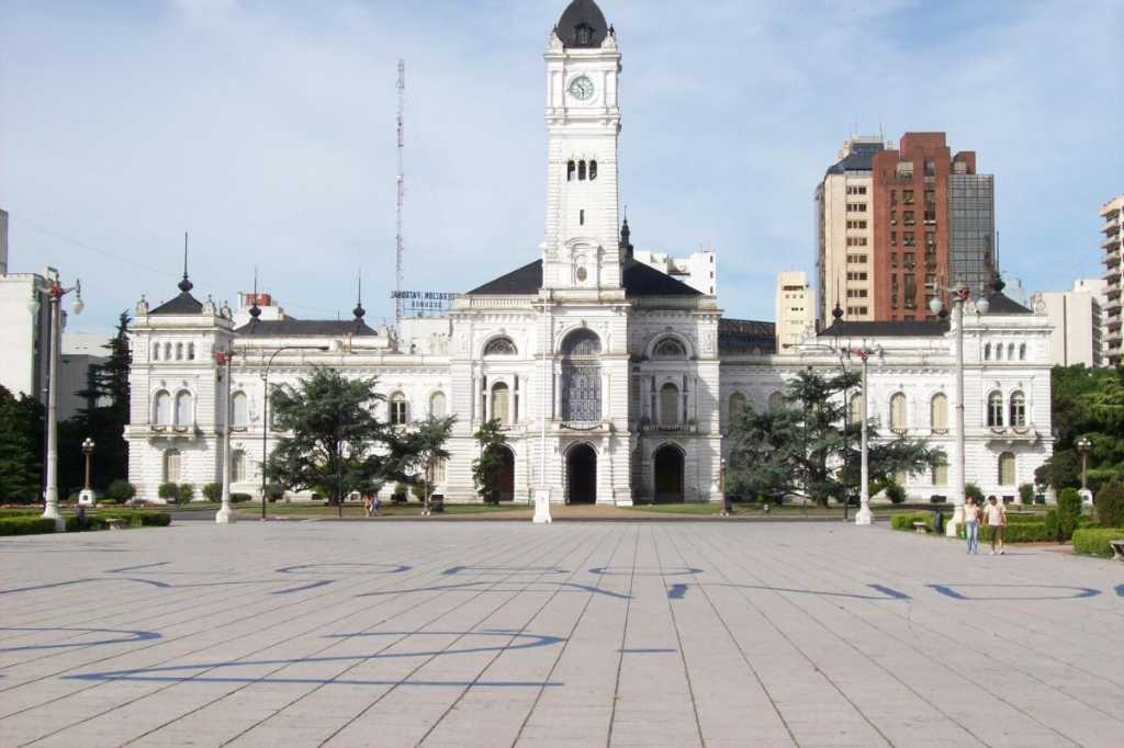 Escándalo de acosos sexuales en círculo cercano del Intendente de La Plata
