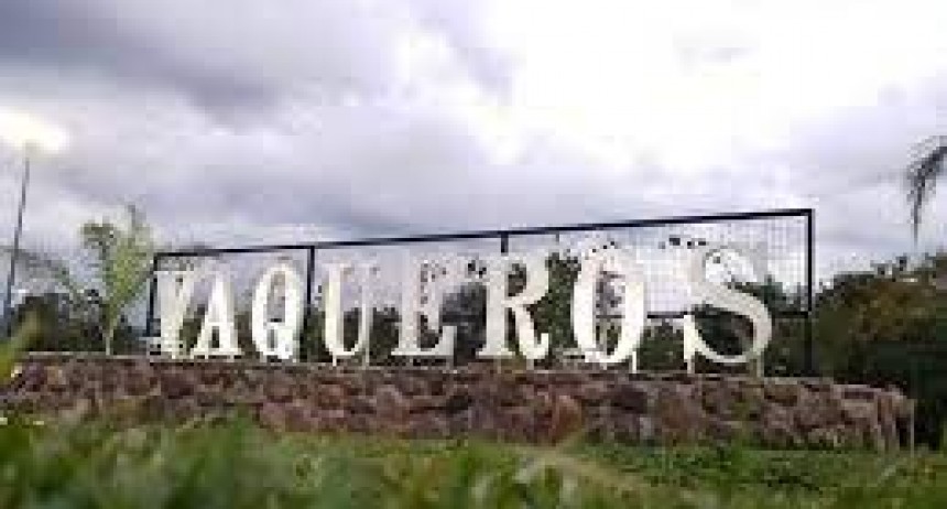 Asesinan a puñaladas a una mujer y detienen a su pareja en Vaqueros, Salta