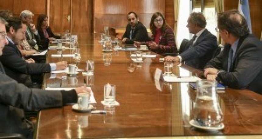 Batakis, Scioli y Pesce se reunieron con representantes de compañías alimenticias por precios