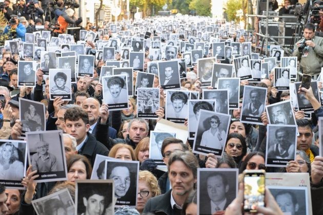 A 31 años del atentado, un acto masivo volvió a pedir justicia por las víctimas de la AMIA