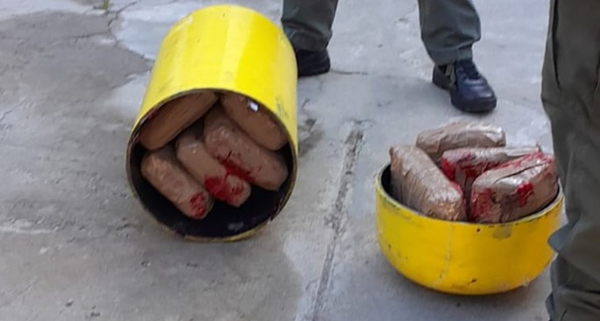 General Roca: condenaron a 5 años y 8 meses de prisión a un comerciante que ocultaba 25 kilos de cocaína y marihuana en un tubo de GNC