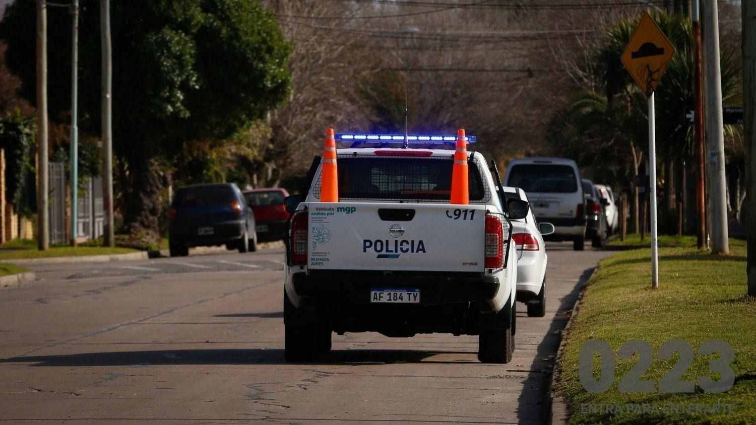 Discute con su novia y cuando su padre intercede lo mata a balazos en Lanús