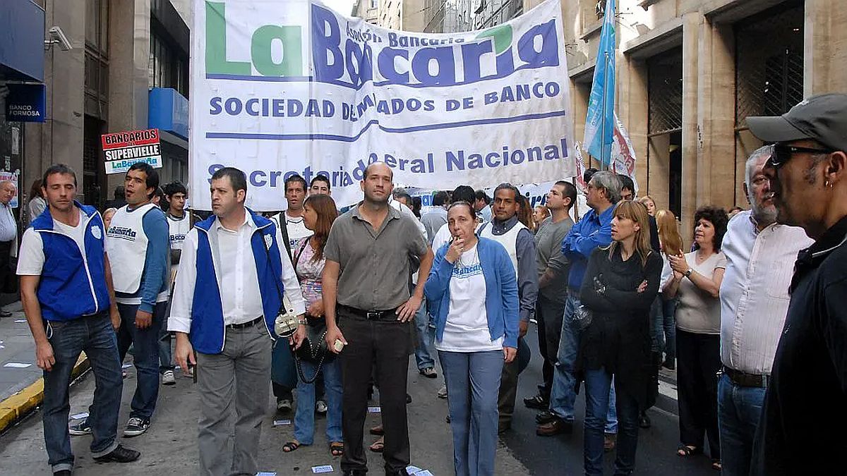 La Bancaria respaldó a la fórmula de UXP y aseguró que oposición quiere 