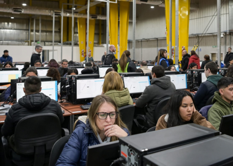 ELECCIONES BONAERENSES Avanzan los preparativos para las elecciones: se probó el sistema de transmisión