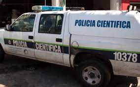 Detienen a padre e hijo por matar a golpes, balear y atar a un poste a un familiar