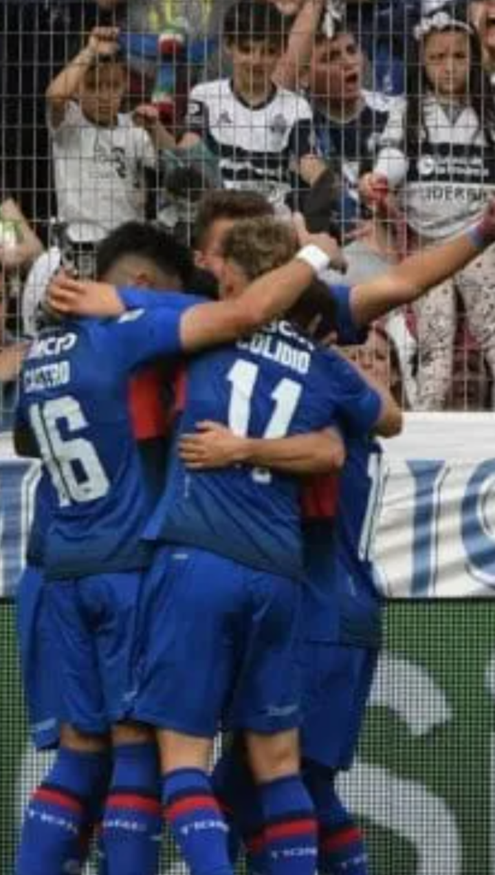 #LIGA PROFESIONAL DE FUTBOL# Texto Héctor Gularte