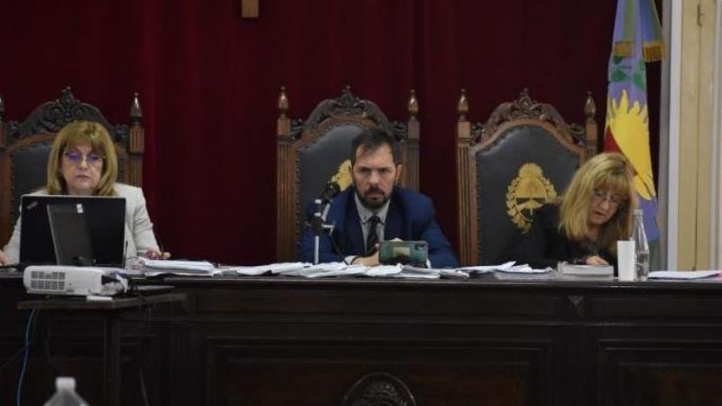 San Nicolas, Buenos Aires: Condenan a 17 años de cárcel al policía que en 2020 atropelló y mató a dos jóvenes en San Nicolás