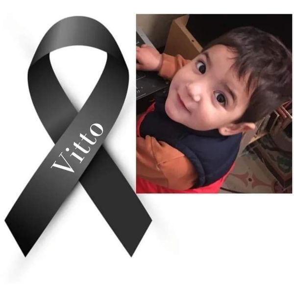 Balcarce, Buenos Aires: Mujer pidió ayuda luego de una feroz golpiza. La Policía llegó y encontró a niño de 3 años sin vida y un sujeto ahorcado.