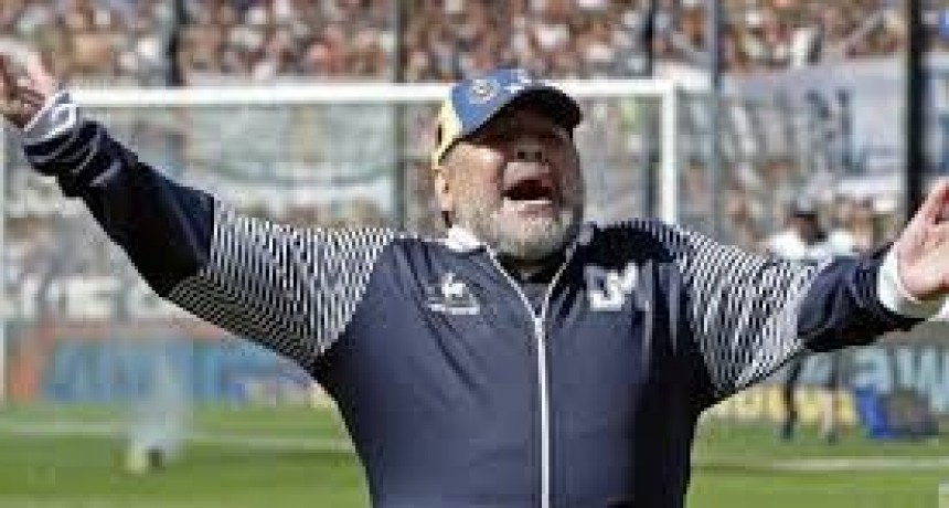Hinchas de Gimnasia levantarán un altar para Maradona