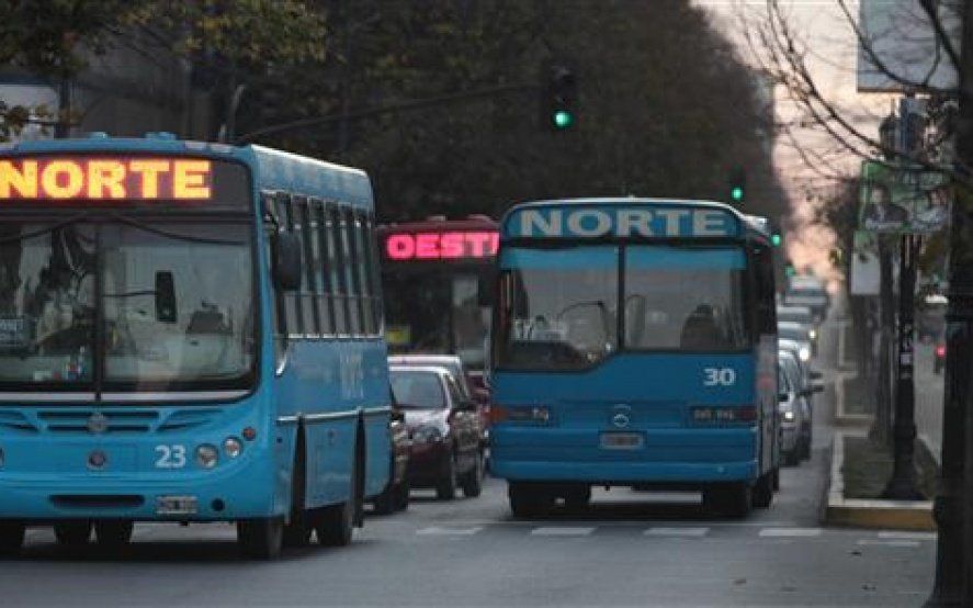 Trabajo impuso la conciliación obligatoria y se suspendió el paro en el transporte