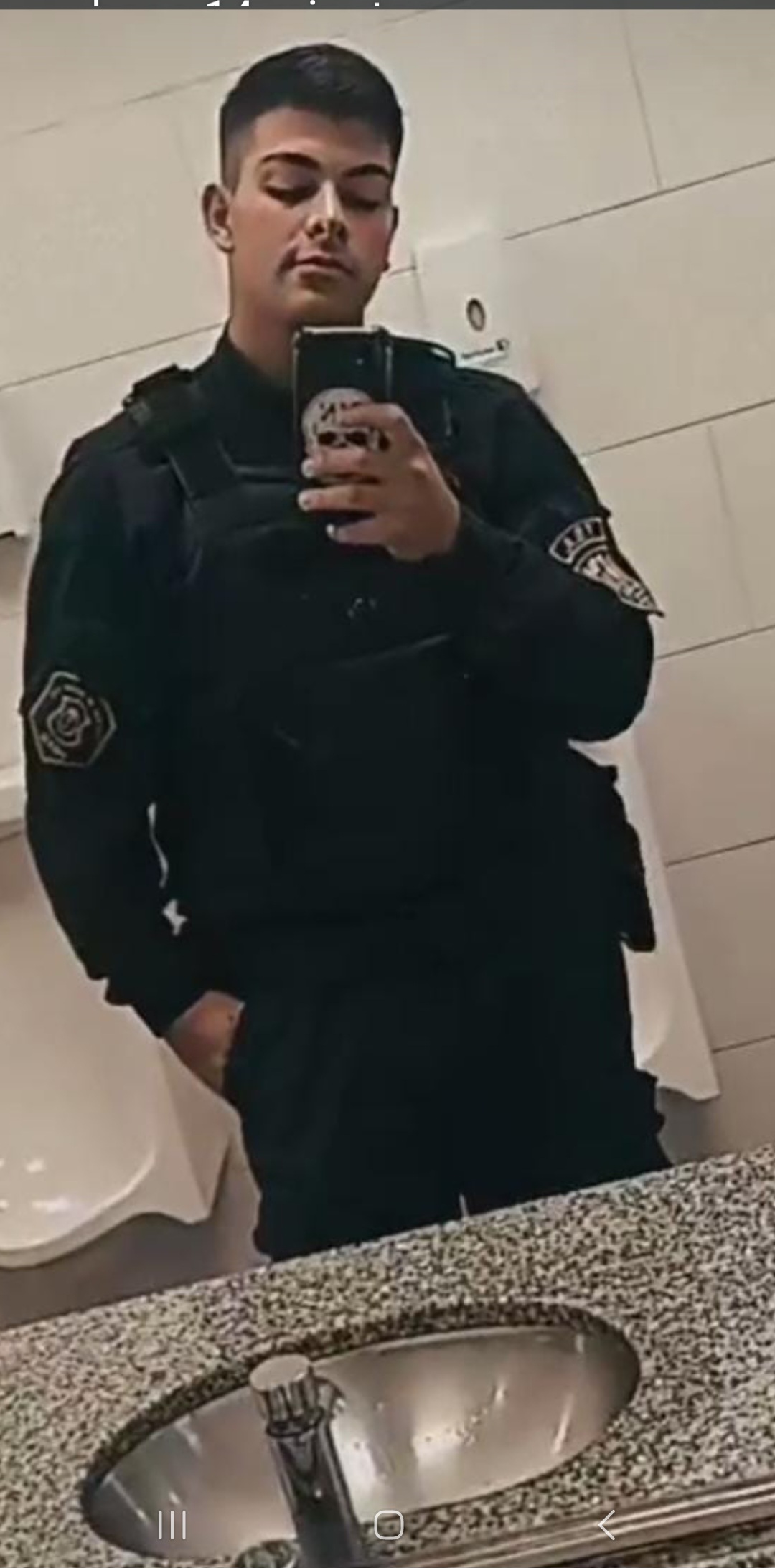 DETUVIERON AL POLICIA VIOLADOR.