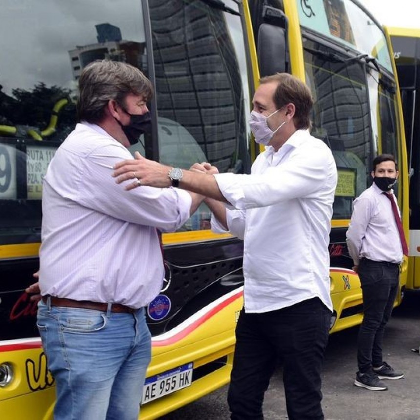 La Plata suma nuevos colectivos inclusivos y sustentables que se incorporan a la red de transporte público local