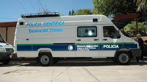 CAMPANA, BUENOS AIRES: Tres asesinados a balazos tras un tiroteo entre dos grupos en una casa.