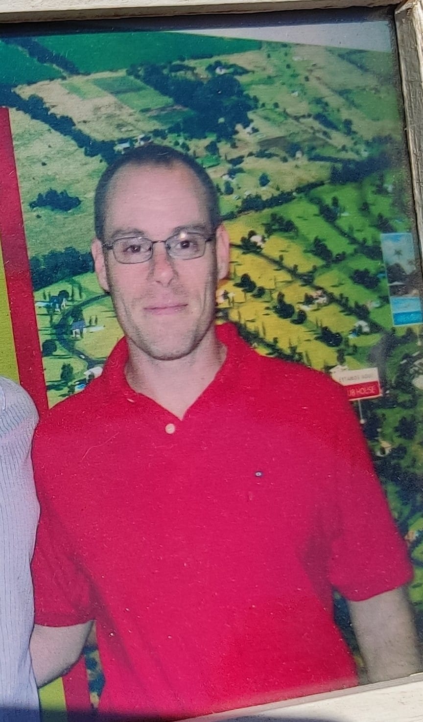 Asesinan de una puñalada a un profesor de periodismo de La Plata